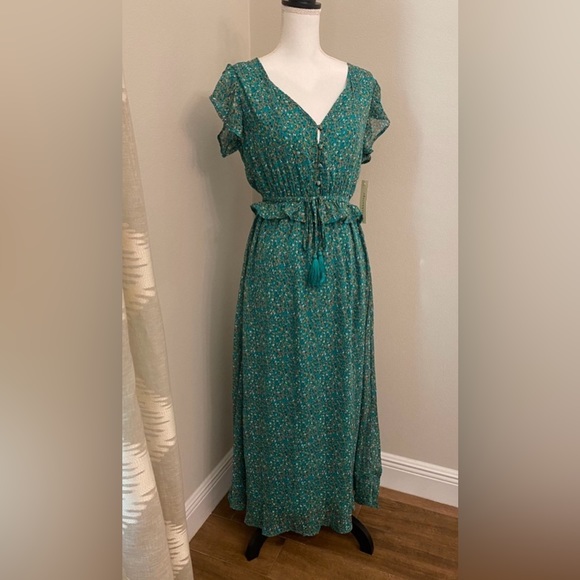 Green Floral Dress - Picture 3 of 7